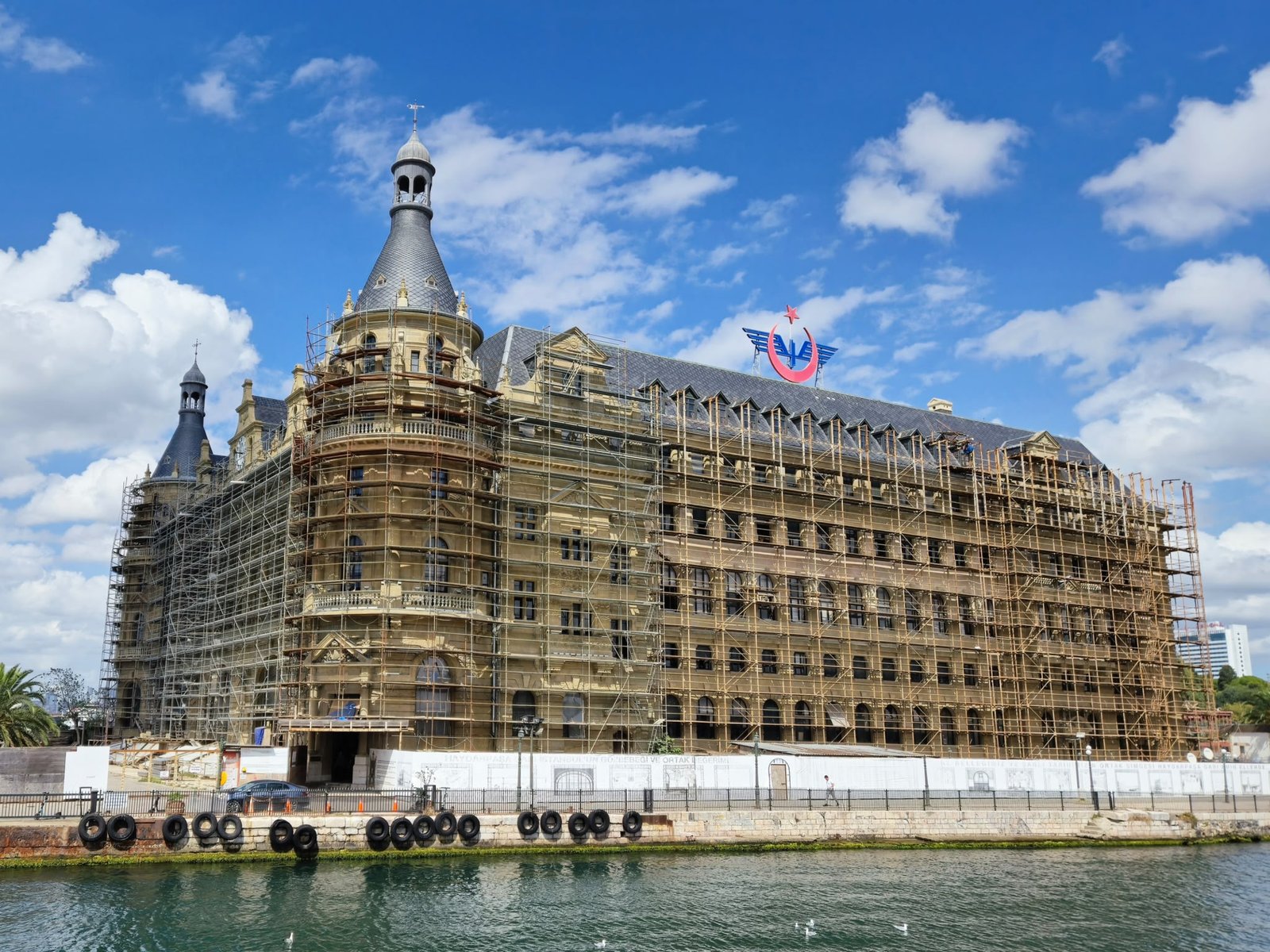 Tarihi Haydarpaşa Garı
